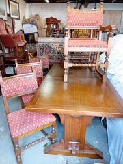 Old Charm Oak Extending Table, 4 Chairs 2 Carvers