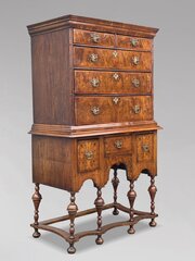 18th C Queen Anne Period Walnut Chest On Stand