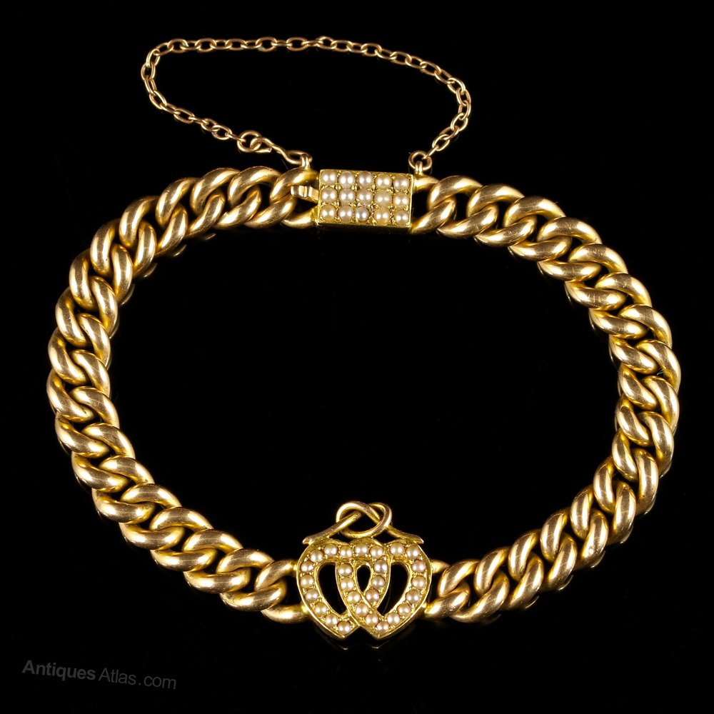 Vintage heart bracelet