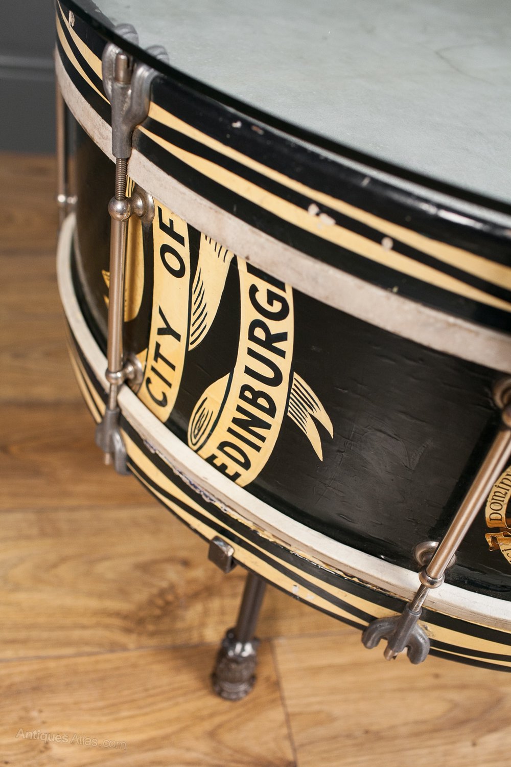 1914 / 18 Edinburgh Drum Coffee Table Antiques Atlas