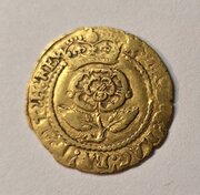 James 1st 17th Century, 1605, Gold Crown Coin.