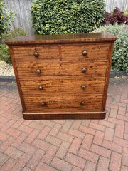 Victorian Mahogany Chest Of Drawers