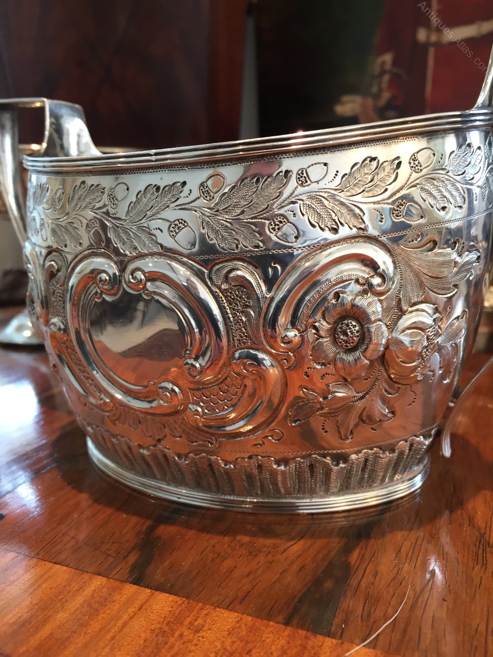 Antiques Atlas - Large George III Sterling Silver Sugar Bowl