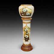 Burmantofts Majolica Jardinière On Pedestal Stand
