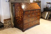 Bureau Desk Stunning George III English Walnut 