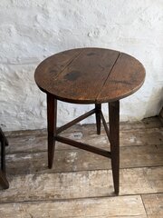 Welsh Oak Cricket Table 