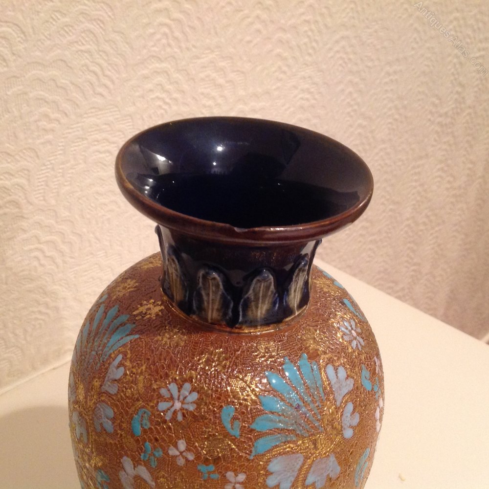 dating royal doulton vases Choose from 10 authentic royal doulton vases and vessels for sale on 1stdibs explore all decorative objects created by royal doulton. dating royal doulton vases Choose from 10 authentic royal doulton vases and vessels for sale on 1stdibs explore all decorative objects created by royal doulton.