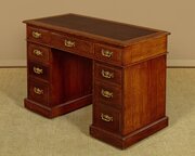 Small Oak Pedestal Desk C.1890