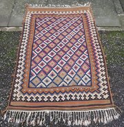 Qashqai Kilim. 176cm X 115cm.