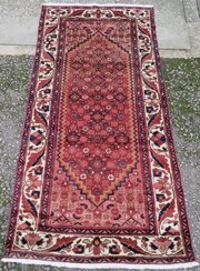 Sanjan Hamadan Rug. 195cm X 97cm.