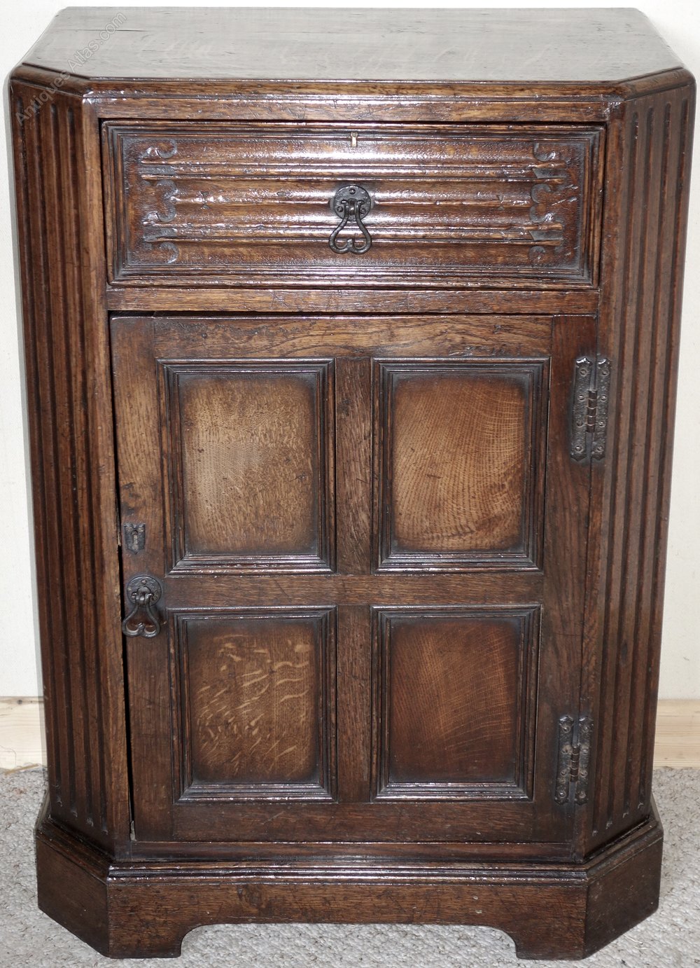 oak hall dating Hall trees tables mirrors/frames chairs/desks stained glass hall tree dimensions - 73 high x 325 wide x 13 deep create a free website. oak hall dating Hall trees tables mirrors/frames chairs/desks stained glass hall tree dimensions - 73 high x 325 wide x 13 deep create a free website.