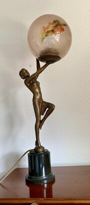 Antique Art Deco Lady Lamp 