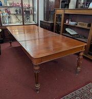 Late Victorian / Edwardian Extending Dining Table