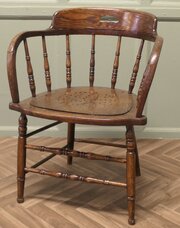 Oak Smokers Bow Office Or Desk Chair
