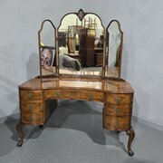 Magnificent Queen Anne Dressing Table