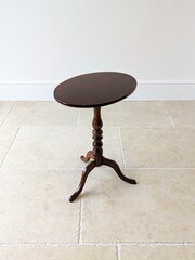 Georgian Mahogany Oval Tilt-Top Tripod Wine Table 
