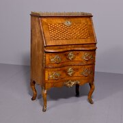 Century French Inlaid Walnut Ladies Writing Bureau