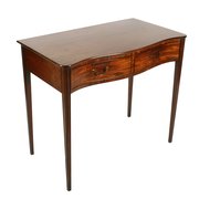 Fine Hepplewhite Serpentine Side Table 