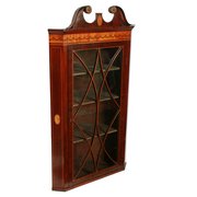 Georgian Mahogany Corner Cabinet