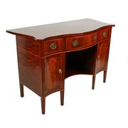 Hepplewhite Serpentine Kneehole Table