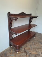 Fine Mid-19th Century English Mahogany Dumb Waiter