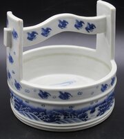 Japanese Arita Porcelain Vase 16cm Diameter 