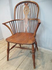 19th Century Yew Wood   Windsor Arm Chair