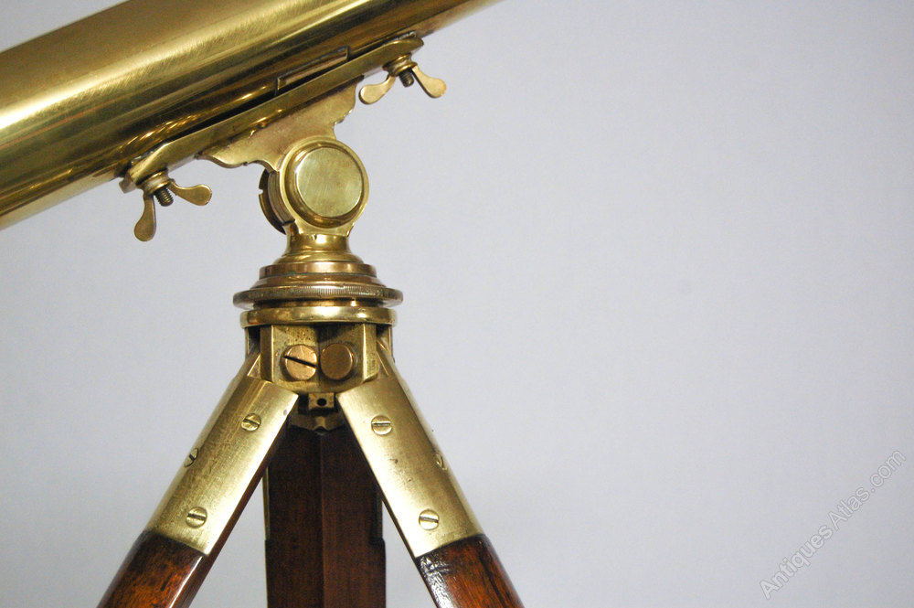 Antiques Atlas WWI Gunsight Telescope On Mahogany Tripod