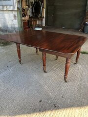 Victorian Mahogany Telescopic Dining Table