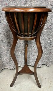 Edwardian Mahogany Jardiniere Plant Stand