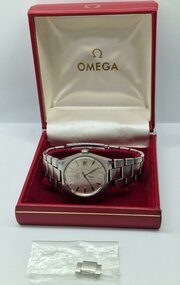 1975 Omega Automatic & Box