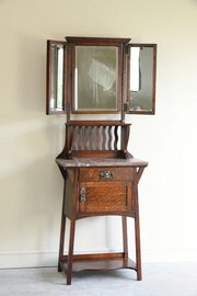 Arts & Crafts Oak Washstand