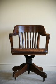 Early 20th Century Oak Office Chair