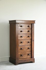 Victorian Oak Wellington Chest