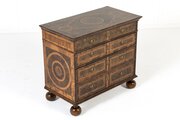 Early 18th Century Walnut Chest Of Drawers