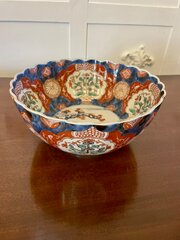 Antique Japanese Imari Scalloped Bowl
