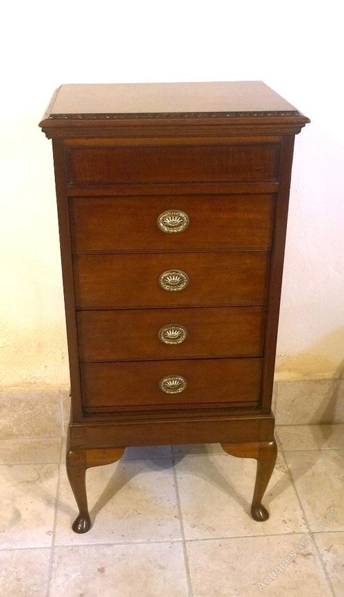 Tall Slim Mahogany Chest Of Drawers Antiques Atlas