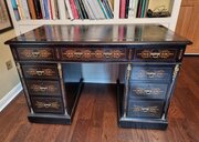 Top Quality Edwards & Roberts Victorian Desk