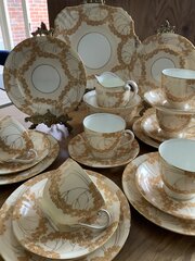Royal Worcester Blush Golden Daisy Pattern Tea Set