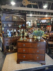  Handsome English  Walnut Chest Of Drawers C.1920.
