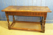 Oak Refectory Table - 18th Century & Later.