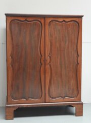 Georgian Hanging Wardrobe