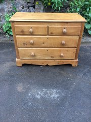 Pine Chest Of Drawers