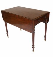 Fine C19th Gillows Mah Pembroke Table