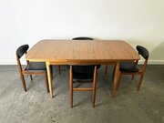 Schreiber Mid-Century Extending Dining Table And Chairs