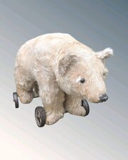 Charming Early 20th Century Steiff Bear On Wheels