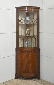 Georgian Style Mahogany Corner Cabinet