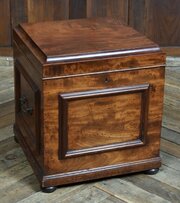 Edwardian Mahogany Cellarette