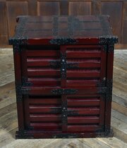 Japanese Tansu Chest