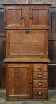 Quicksay Oak Kitchen Cabinet